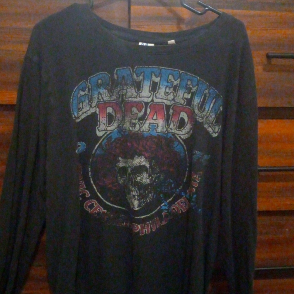 Vintage size XL men's Grateful Dead 1974 Civic Center by junk food